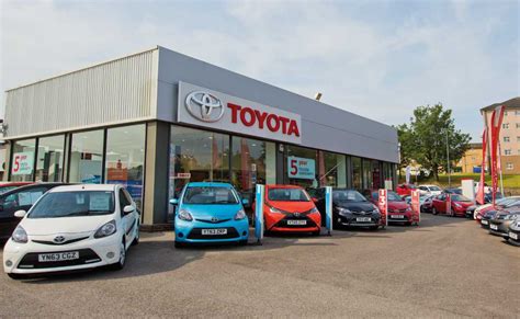 Locate a Dealer for Your Toyota .